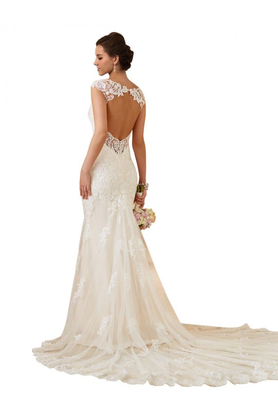 Sleeveless Sweetheart Lace Ivory Chapel Train Modern Wedding Dress Cardiff