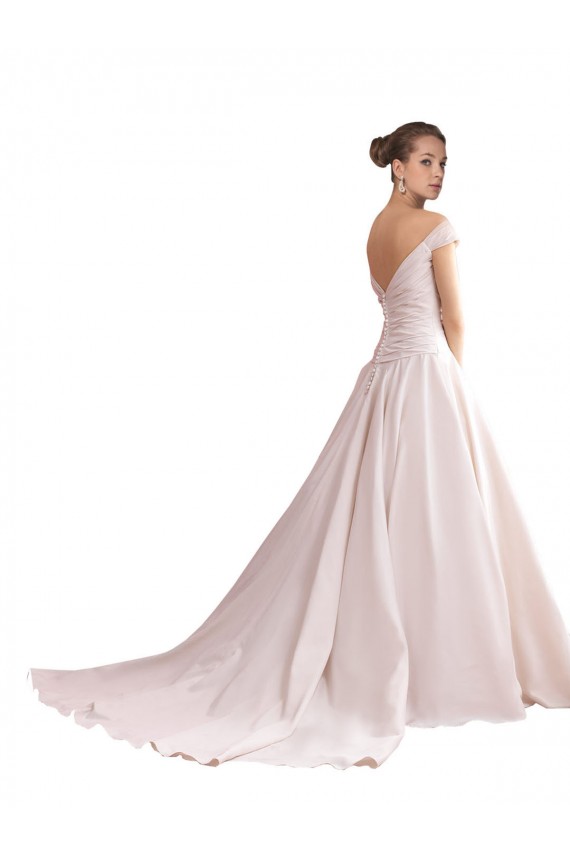 Sleeveless Sweetheart Satin Ivory Chapel Train Wedding Dresses Cardiff