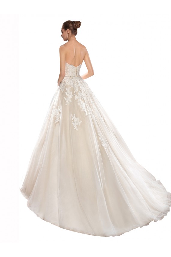 Sleeveless Strapless Tulle & Lace Ivory & Champagne Chapel Train Wedding Dress Cardiff