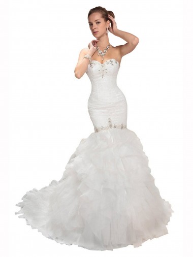 Sleeveless Sweetheart Tulle White Chapel Train Wedding Dress Cardiff