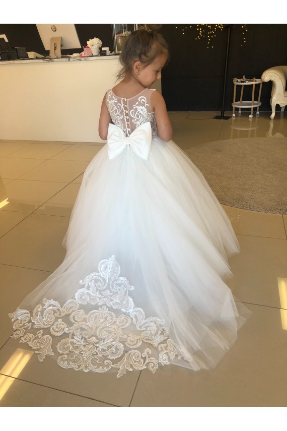 Sleeveless Sweetheart Tulle & Lace Champagne Chapel Train Flower Girl Dresses Cardiff