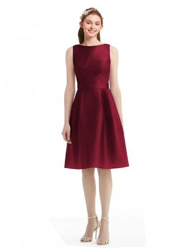 Sleeveless Bateau Neck Satin Burgundy Knee Length Bridesmaid Gown Cardiff